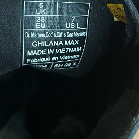 Dr Martens Ghilana Max platform boots NEW - Picture 11 of 11